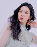 양쥐언니의 뷰티스토리 민낯까지 광채피부 앰플 한 방울로 피니쉬 | 한국경제TV 양쥐언니의 뷰티스토리 민낯까지 광채피부 앰플 한 방울로 피니쉬