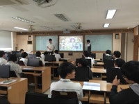 (웃긴자료) 보기 드문 조별과제 발표현장.jpg - 행복한 유머, 웃긴대학에 오셨습니다 !!