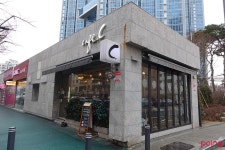 			카페씨 - 동부이촌동/카페/베이커리 | 미식가이드, 포잉		 카페씨 | 미식가이드, 포잉