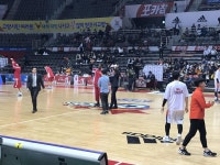 뽐뿌:농구포럼 - 170112 헤인즈 복귀일 (이승현, 김동욱 부상) 사진 몇장 170112 헤인즈 복귀일 (이승현, 김동욱 부상) 사진 몇장