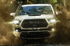 2020 Toyota Tacoma TRD Pro Comes At A Premium | CarBuzz 2020 Toyota Tacoma TRD Pro Comes At A Premium