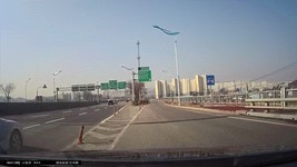 [펌]어제자 광주 무진대로 사고.gif > 유머게시판 | 딜바다닷컴 딜바다::[펌]어제자 광주 무진대로 사고.gif > 유머게시판