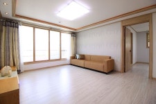 피터팬의 좋은방 구하기 삼정초,내동중 인접 조용하고 쾌적한 환경, 넓은 구조 굿!