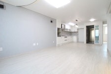 피터팬의 좋은방 구하기 수원시 권선구 세류동 쓰리룸 전세 2억원- 옵션 선택 가능