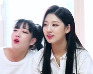 뽐뿌:연예인포럼 - 러블리즈 지애X예인 러블리즈 지애X예인