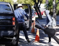 헐리웃 유명인들의 픽업트럭 + 머슬카 사랑 - 뽐뿌:자동차포럼 헐리웃 유명인들의 픽업트럭 + 머슬카 사랑