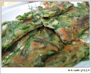 고향의 맛, 방아잎 넣은 정구지 찌짐 - 뽐뿌:자유게시판 고향의 맛, 방아잎 넣은 정구지 찌짐