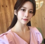 이나연 아나운서, 투명한 피부가 빛나는 여신 미모 '예쁨주의' - 뽐뿌:방송/연예뉴스 이나연 아나운서, 투명한 피부가 빛나는 여신 미모 '예쁨주의'