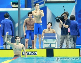 김우민, 자유형 800ｍ 金 도전…황선우, 남자계영 400ｍ 출격 < 종합 < 스포츠 < 기사본문 - 싱글리스트 김우민, 자유형 800ｍ 金 도전…황선우...