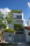 Triple-Tiered Garden Homes : Organic Abode
