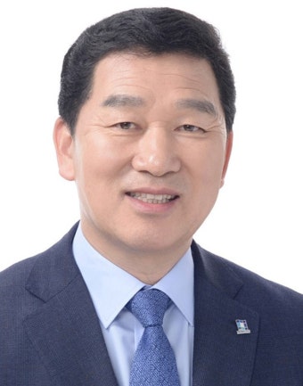 WIKITREE | 신정훈 전남지사 후보, “호남정치 적폐 청산, 중앙당 결단”촉구 신정훈 전남지사 후보, “호남정치 적폐 청산, 중앙당 결단”촉구