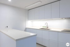 경기 시흥시 정왕동 한라비발디캠퍼스 화이트로 모던하고 클래식하게 30평대 아파트 인테리어 간편안심인테리어 집닥 화이트로 모던하고... 