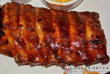 [어린이날 맛집]놀랍게 변신한 시즌한정 립하우스! 명동중앙 아웃백스테이크하우스