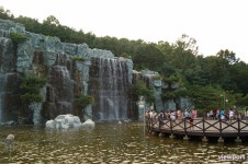 쏟아지는 폭포에 여름 더위를 날려요 - 안산 노적봉폭포 공원