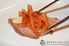 국내산 왕족발로 대박난 맛집! 족발속으로!