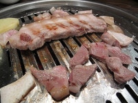 깔끔하고 고기질 좋은 돼지전문점  미듬 .... 