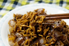 대단한 짜장라면 - 매일매일맛있게 메뉴판닷컴