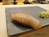 鮨 こうじ(스시 코우지): 만족도, 가성비 모두 좋은 런치 코스 with... こうじ(스시 코우지): 만족도, 가성비 모두 좋은 런치 코스 with 여친님... 