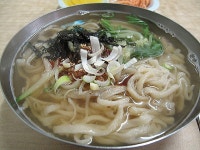 수수한 칼국수맛이 좋았던 못골시장  우정분식 .......