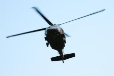 BEMIL 사진 자료실 - BEMIL 군사세계 용인 삼봉산행중 만난 UH-60