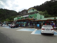 15.6.4 강릉왕산종량동아래숯터-노인봉1057-410도로-사지목재-괴병산-가마봉721-딴봉791-모정탑-주차장.11km.4:34.쾌청30... 