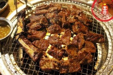 돼지갈비에 껍데기는 서비스~ ☆상수역 맛집/상수역 고기집_홍대주먹고기☆ - 상수역 지역 추천맛집 홍대주먹고기 후기
