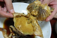 간장게장을 왜 밥도둑이라고 하는지 알겠네요.^^ ::: 82cook.com