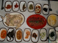 [김주영 소설가와 함께 한 맛집] 한국 3대 약수, 달기약수 닭백숙이 별미인 청송맛집 | 네이트 판