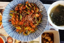 [대한탕면] 한국에서 유행한다는 꼬막 비빔밥을 먹어 보았습니다. - 라디오코리아