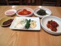 57년 전통의 유서깊은 국밥집  하동집 .......