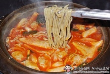 일대일 기부공식을 채택하는 착한맛집! 양재역 칼국수집 오양절면!