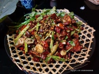 德厚先生덕후선생 이색적이고 맛있는 중국 음식을 즐길 수 있는 레스토랑