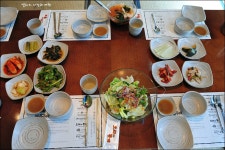 The Bloggers | [서울맛집/ 사당맛집/ 오리맛집] 각종 한약재와 황토 진흙으로 요리된 유황오리 진흙구이/ 오리와 꽃게 - Daum 카페 [서울맛집... 