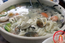 두툼한 해물파전과 칼국수~ ☆보문사 맛집/석모도 맛집_해암식당☆ - 인천 지역 추천맛집 해암식당 후기