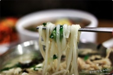 [대학로맛집] 칼국수맛집인데 대패수육이 더 맛있는-칼국수잘하는집 - 대학로 지역 추천맛집 도깨비칼국수(대학로점) 후기