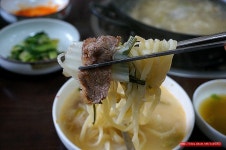 (합정역 맛집)초록색 복주머니 손 만두 전골 맛집 - 홍대 지역 추천맛집 덕이 손만두 후기