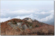 10월산행 안내 전라북도 무주군 설천면 삼공리 덕유산(1614m) - ‥― 정기산행 공지/신청 - 용인 산악회 10월산행 안내 전라북도 무주군... 
