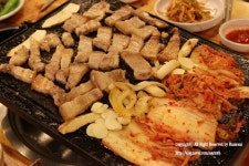 제주에서 방목한 도야지라며? 쫀득하고 고소한 제주오겹살 강추~~ - 역삼 지역 추천맛집 탐라도야지 후기