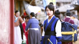 제가 감히 가로길이 1200 짤폭탄을 날려도 되겠습니까 (4) - 구가의 서 갤러리