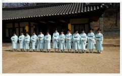 경기도 구리 가볼만한곳 - 동구릉에서 본 조선왕릉 제향 봉행하는 모습이에요. | 여행이야기 | 추천여행 | 경기관광플랫폼