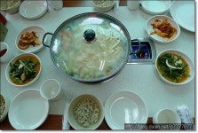 칼국수 면발보다도 더 많은 해물을 주는 소문난 해물칼국수집 - 충남 서천 지역 추천맛집 소문난해물칼국수 후기