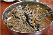 [장전동] 본연의 맛에 충실한~ 우리집막국수 > 네티즌 추천맛집