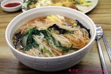 [대구맛집/참국수가] 진한 멸치육수로 맛을 낸 잔치국수 | 네이트 판