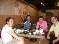 친구들이랑 술 먹으면~~~ - 동문들의 사진방 - 팔덕초등학교 43회 사랑방 친구들이랑 술 먹으면~~~