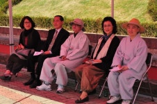 이서중고등학교에서 열린 참좋은유치원 가족체육대회 > 한국불교대학소식 | 한국불교대학大관음사