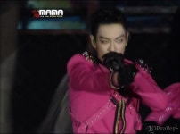 티오피 렌즈는 회전중 ㅇㅇ - T.O.P 갤러리