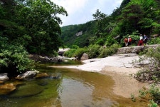 괴산 갈모봉(葛帽峰) 582M -선유구곡(선유동계곡)- - ◎ 미리보고 산행하기 - 금강부산산악회 괴산 갈모봉(葛帽峰) 582M -선유구곡(선유동계곡)-
