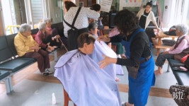 2018년10월6일 이미용 - 센터활동사진2018 - 광양노인복지센터&봉강노인요양원 2018년10월6일 이미용