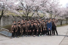 4월 단체졸업사진 찍던날 -벚꽃과 함께2 - 3-4 - 김천고등학교 2013 4월 단체졸업사진 찍던날 -벚꽃과 함께2