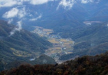 유태인이 신이 선택한 민족이라면, 우리 민족은 ‘천손족(天孫族)’ 하늘 섭리를 받은 천명으로 동북공공(東北工程) 막을 인물은 경제통일당... 